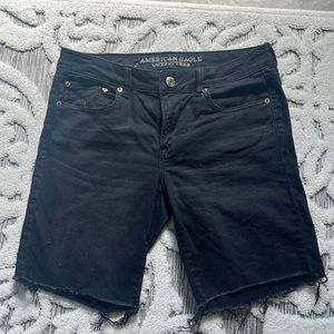 American Eagle Skinny Bermuda black denim cut off shorts size 10